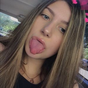 Meet your Posher, Cassie